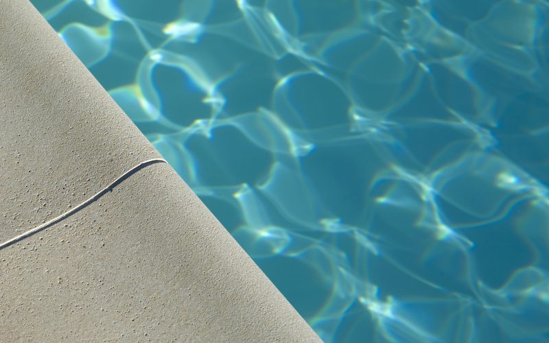 testar agua piscina